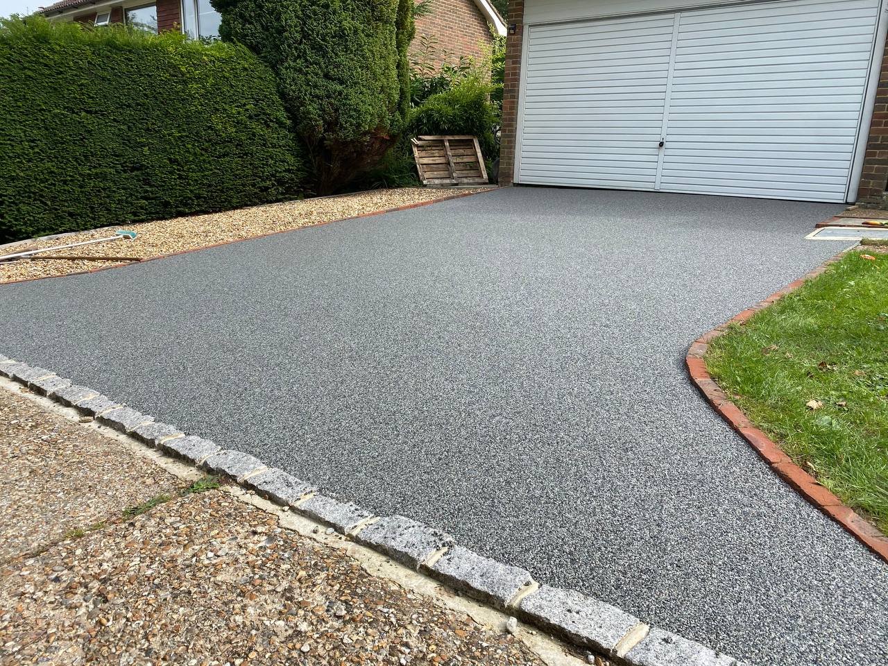 This is a photo of a resin driveway installed in Stoke-On-Trent by Stoke-On-Trent Resin Driveways